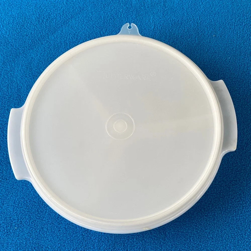 Tupperware Relish Tray and Lid Vintage - 3 Divided Sections